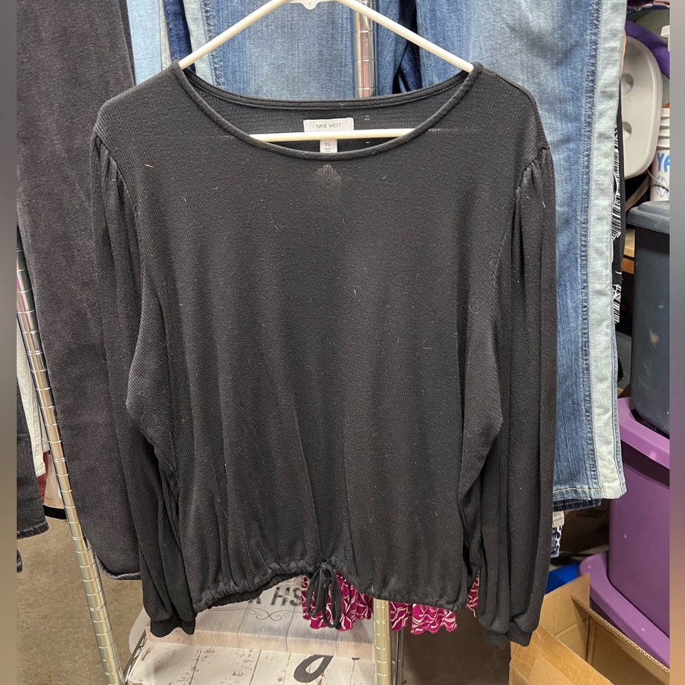 Womens Nine West long sleeved top size XL